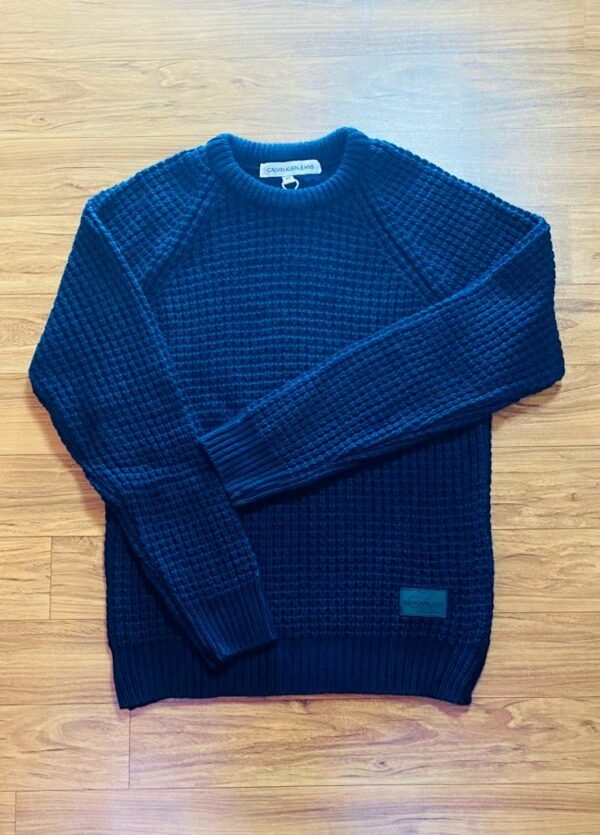 Black knitted Sweater